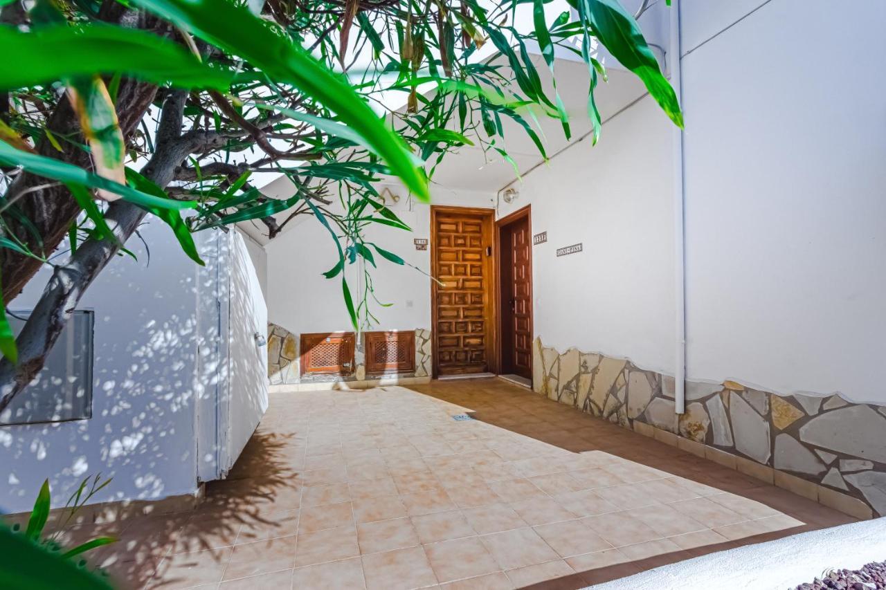 Fantastic Large Studio In Front Of Beach Heated Pool Wifi Arona  Ngoại thất bức ảnh