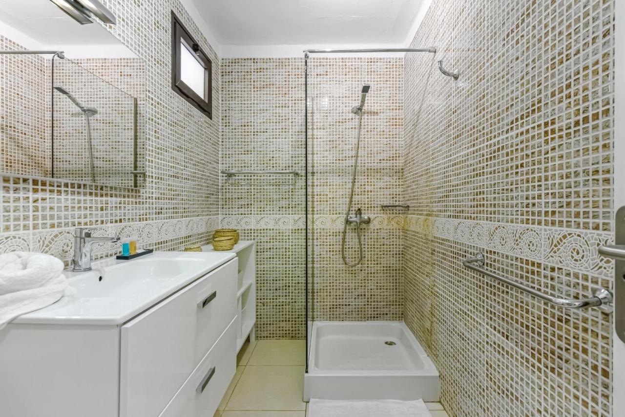 Fantastic Large Studio In Front Of Beach Heated Pool Wifi Arona  Ngoại thất bức ảnh