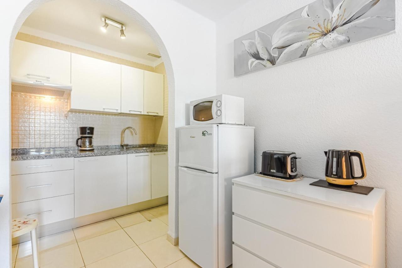 Fantastic Large Studio In Front Of Beach Heated Pool Wifi Arona  Ngoại thất bức ảnh